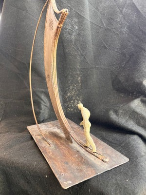 Escultura en metal "El Hombre Veleta"