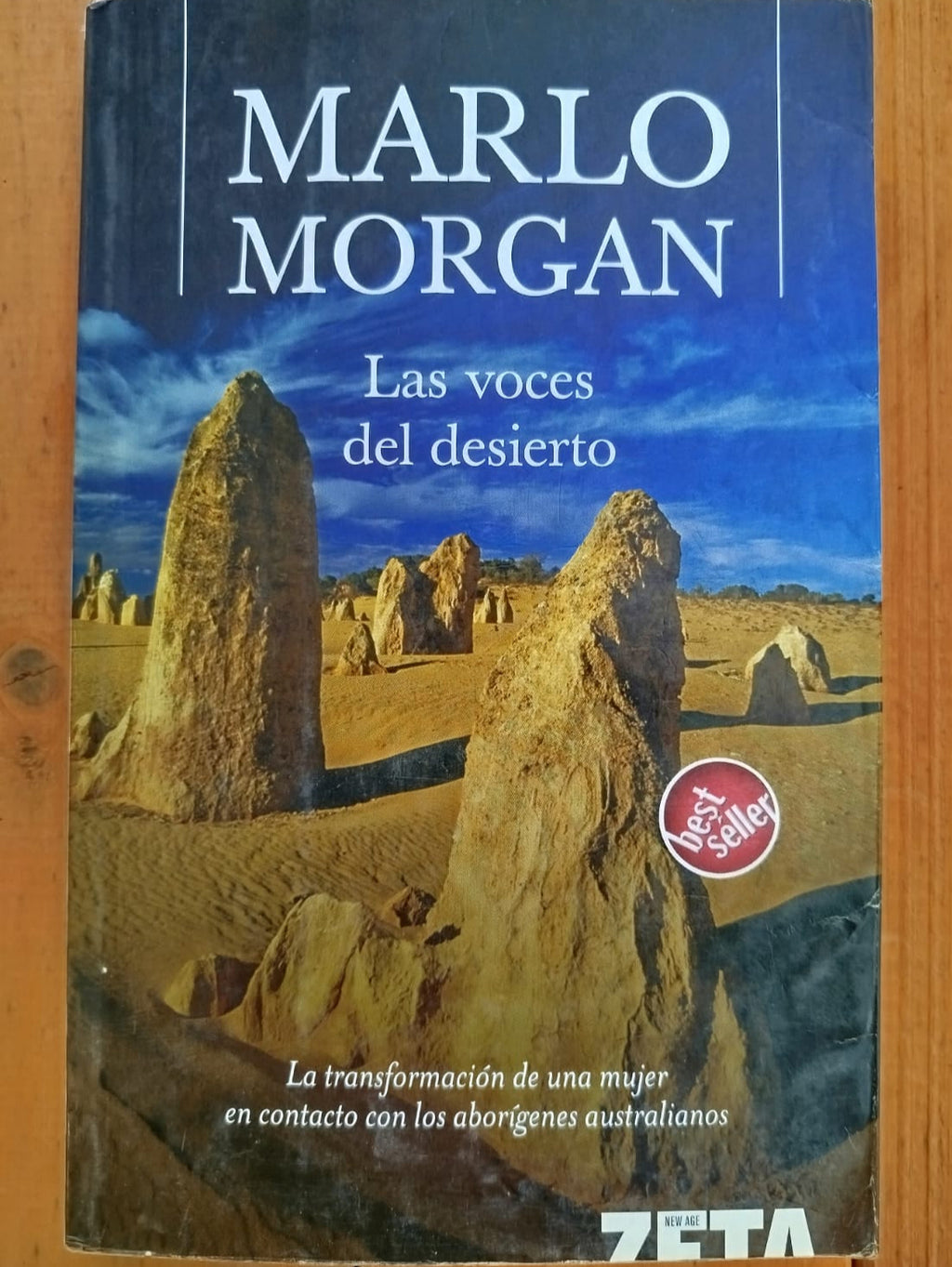 Las Voces del Desierto  ; La transformación de una mujer en contacto con los aborígenes