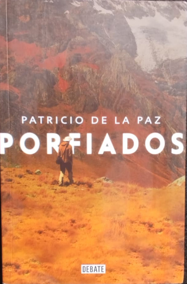 Porfiados   ; Cuando alejarse de su mundo es su opción