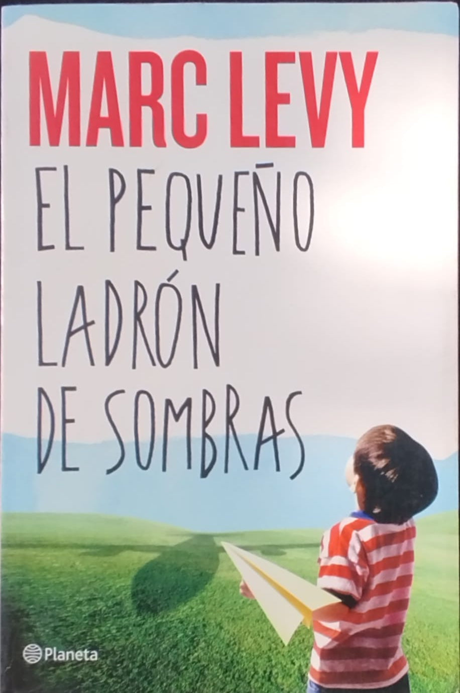 El Pequeño Ladrón de sombras
