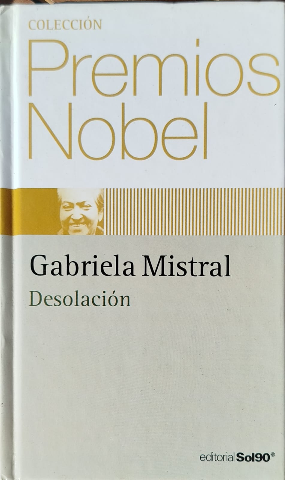 Desolación        -     Premio Nobel